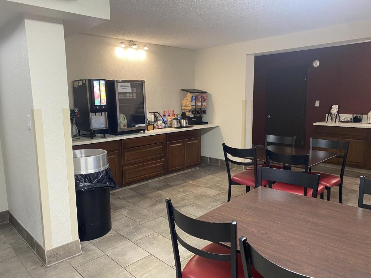 Red Roof Inn Roanoke Rapids Zewnętrze zdjęcie